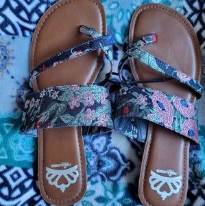 ☆Fergalicious Sandals